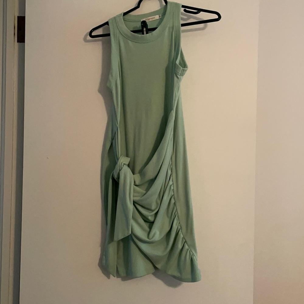 Women’s dress size medium
